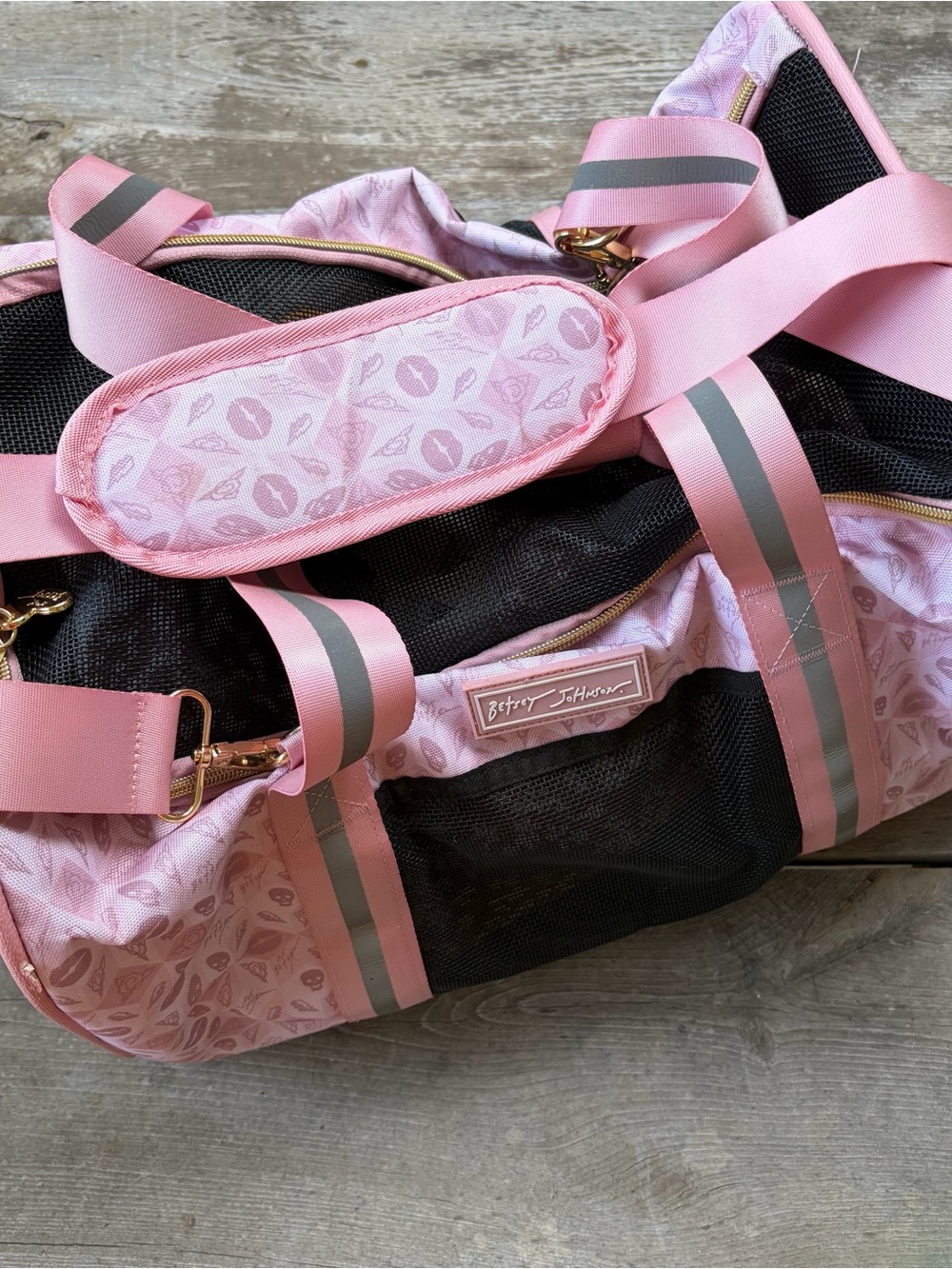Betsey Johnson Pink & Black Lip-Print Pet Carrier